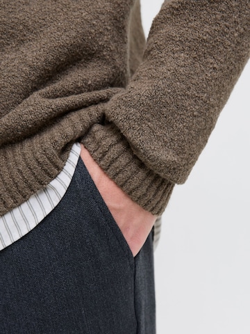 Pullover di Jack & Jones Premium in grigio