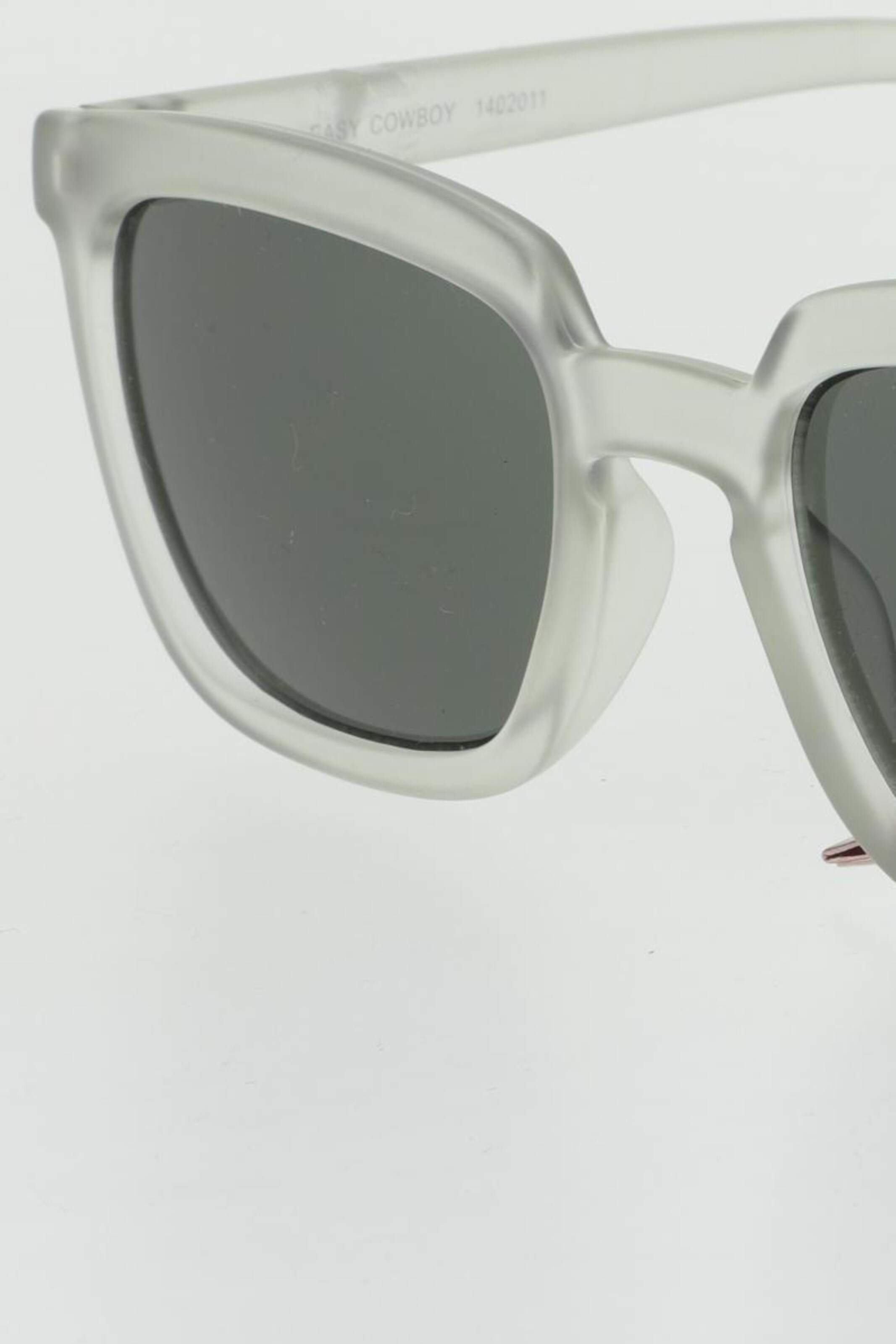 LE SPECS Sunglasses in One size in Grey