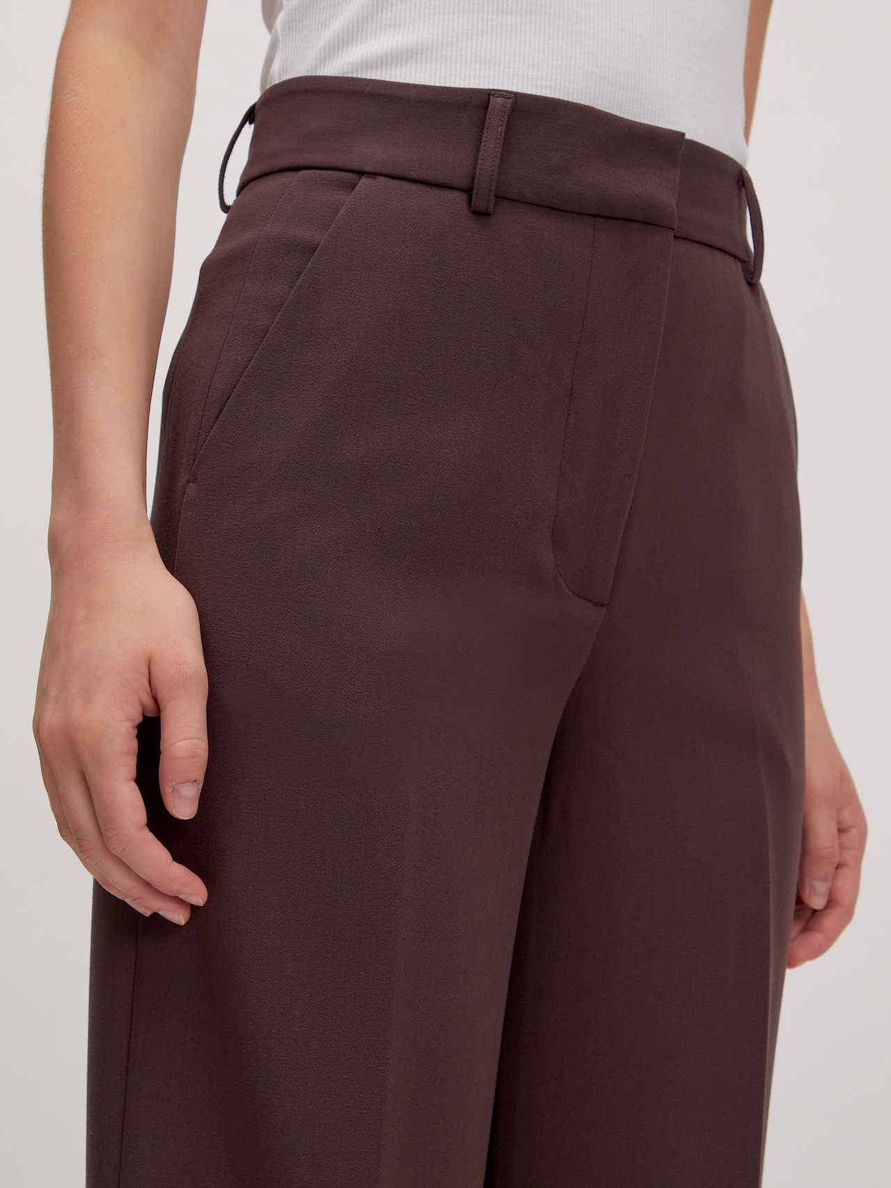 EDITED Pantaloni 'Lavea' marrone
