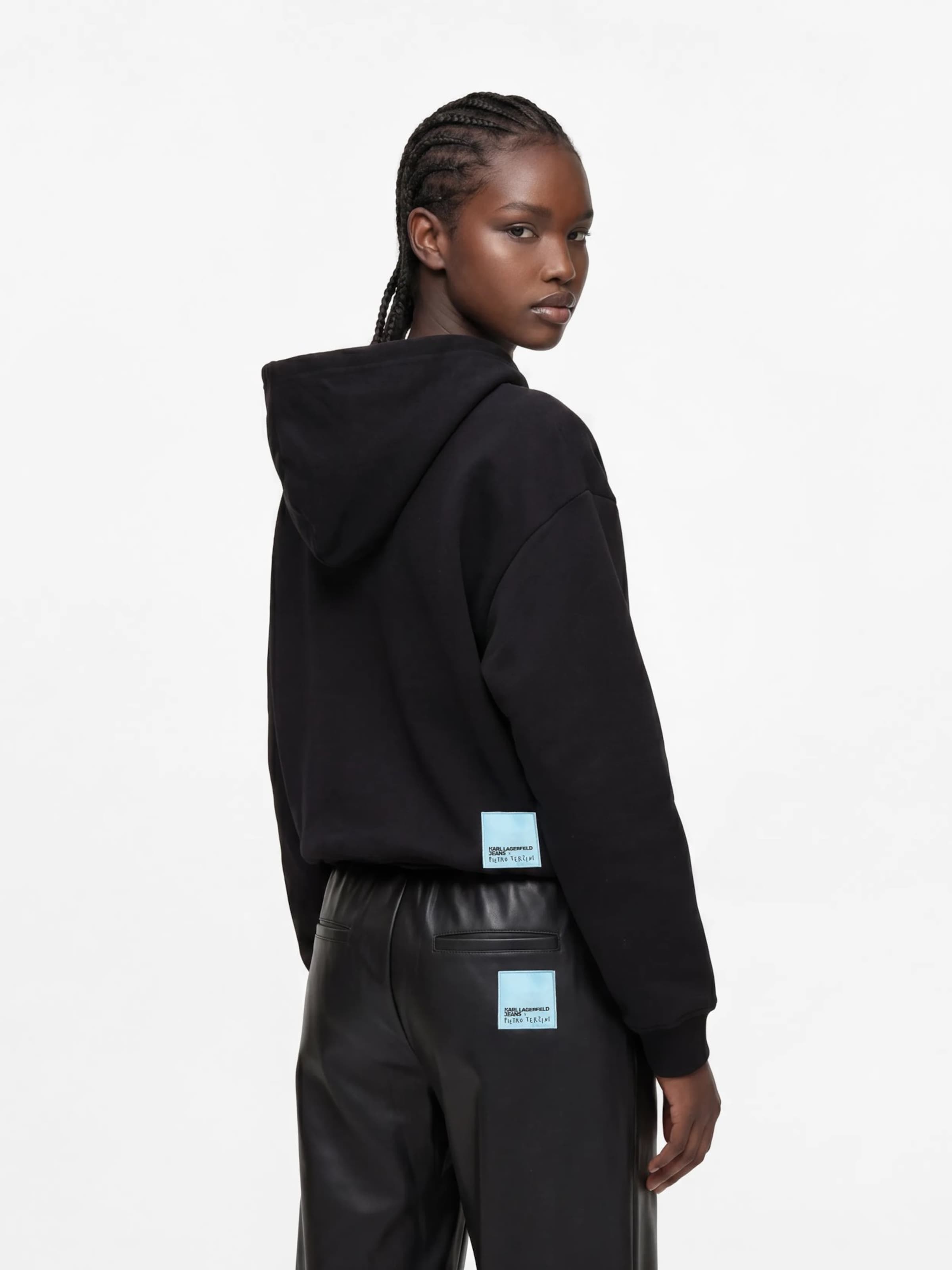 KARL LAGERFELD JEANS Mikina ' KLJ X Pietro Terzini Boxy Kapuzenpullover ' – černá