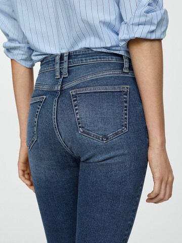 MANGO Slimfit Jeans 'NEWISA' in Blau