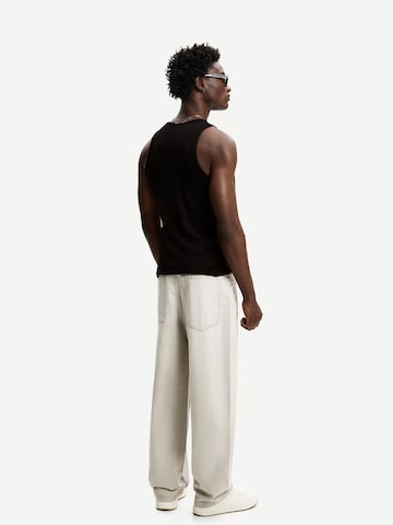 Bershka Baggy Jeans in Grey