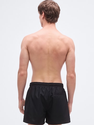 Calvin Klein Swimwear Badeshorts in Schwarz