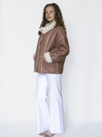 Just things we like - Chaqueta de invierno 'Nana' en marrón