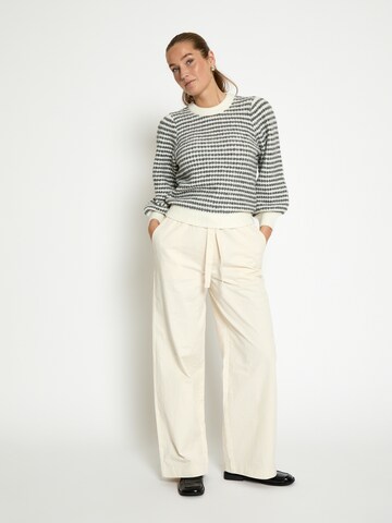 Pull-over 'Camilla' Peppercorn en blanc