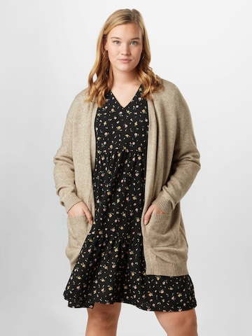 Cardigan 'Esly' ONLY Carmakoma en beige : devant