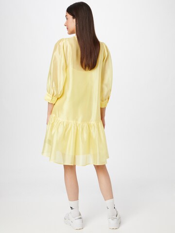 geltona JUST FEMALE Kokteilinė suknelė 'Ventura'