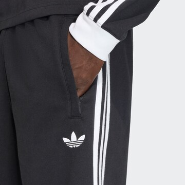 ADIDAS ORIGINALS Regular Shorts in Schwarz