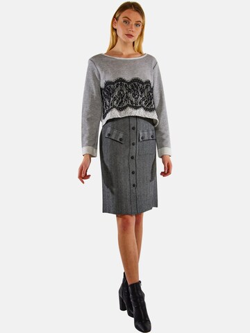 TOOche Sweater 'Spitzenpullover' in Grey: front