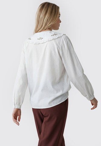 Usha - Blusa en blanco