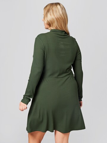 A LOT LESS Obleka 'Nora' | zelena barva