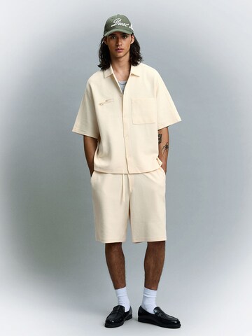 Bershka Loosefit Broek in Wit