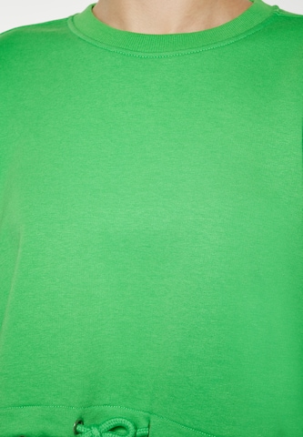 Bluză de molton de la MYMO pe verde