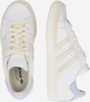 ADIDAS ORIGINALS - Sapatilhas baixas 'National Og' em branco