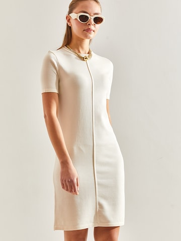 Bianco Lucci Šaty – béžová: přední strana