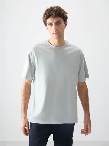 Tommy Life T-Shirts in Grau: Vorderseite