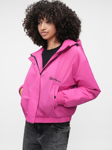 KARL LAGERFELD JEANS Демисезонная куртка в Ярко-розовый