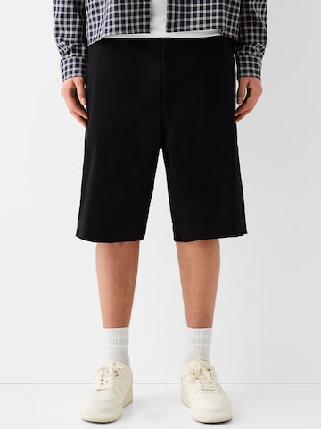 Bershka Loosefit Chino in Zwart