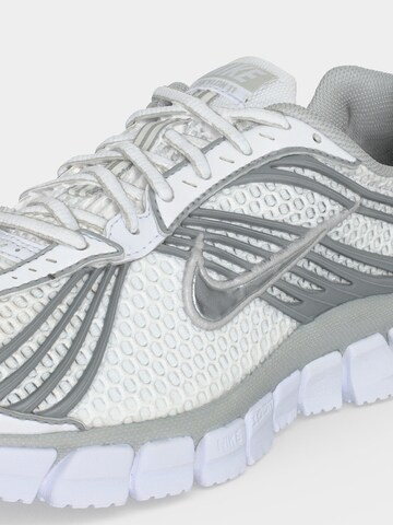 Nike Sportswear - Zapatillas deportivas bajas 'ZOOM SKYLON 11' en blanco