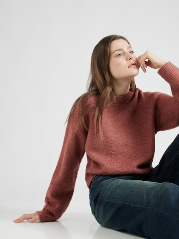 Pullover di ABOUT YOU in rosso: frontale