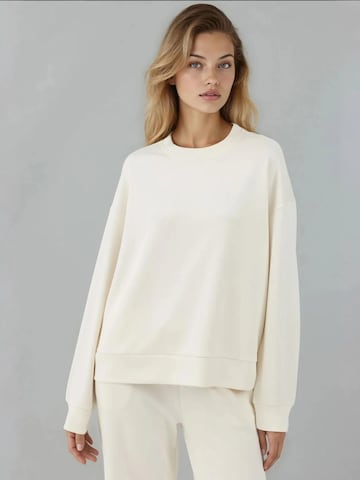 Sweat-shirt 'Sweatshirts' Hiccup en beige : devant