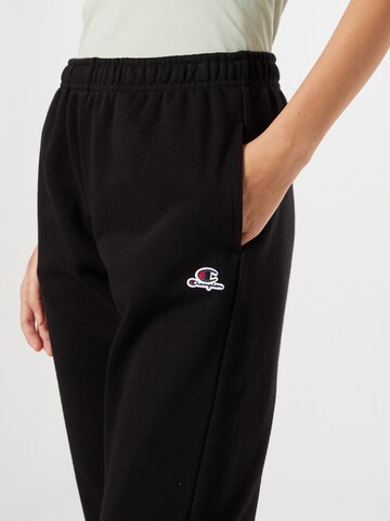 Champion Authentic Athletic Apparel Tapered Broek in Zwart