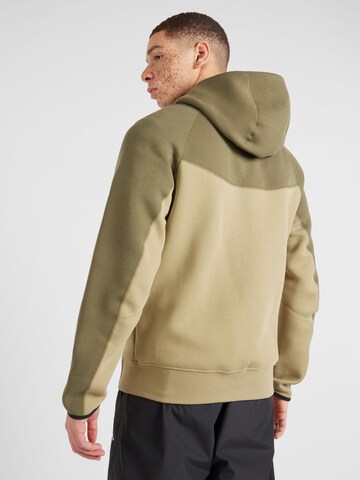 Nike Sportswear Zip-Up Hoodie 'TCH FLC' in Green