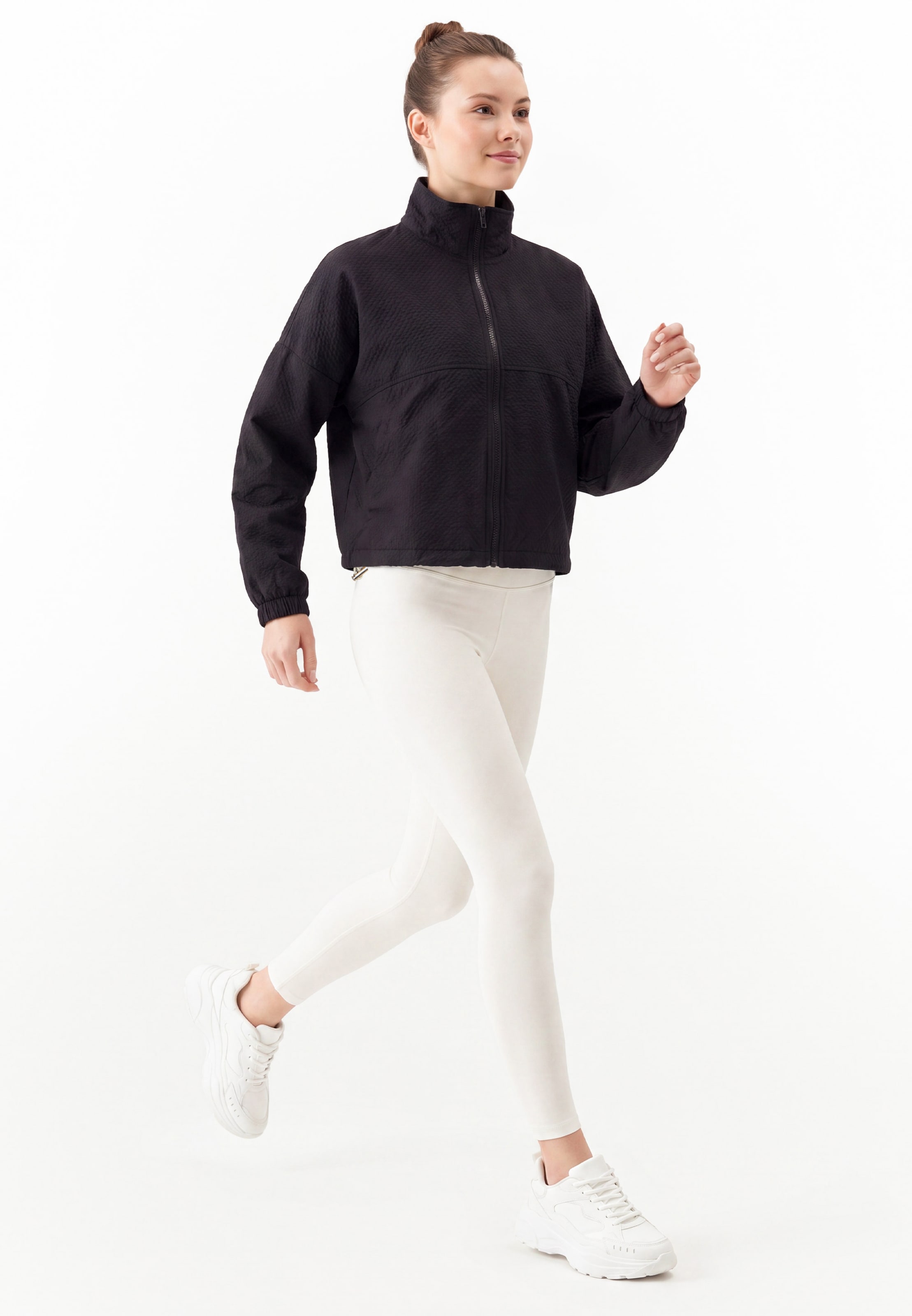 myMo ATHLSR - Chaqueta de entretiempo en negro