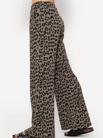 SASSYCLASSY Flared Hose‌‌‌‌‌ in Grau