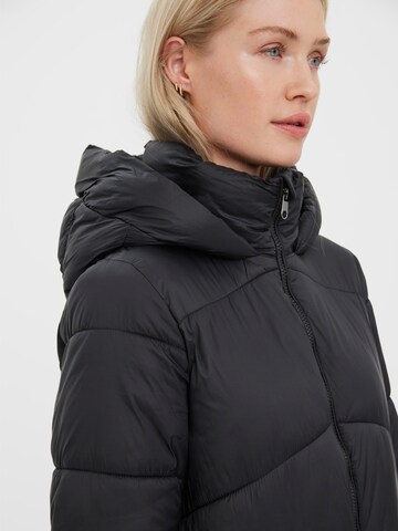 VERO MODA Wintermantel 'UPPSALA' in Zwart