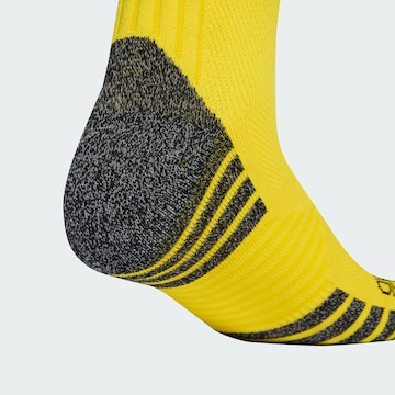 ADIDAS PERFORMANCE - Meias de desporto 'Adi 26' em amarelo
