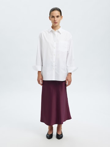 SELECTED Rok in Lila