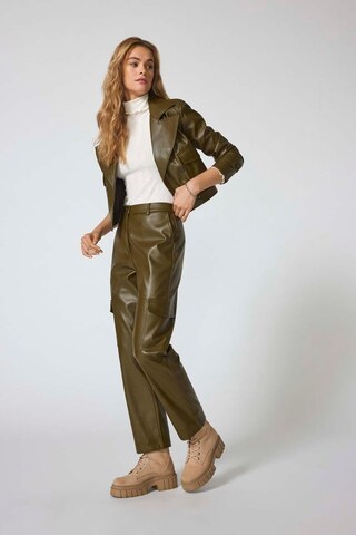 Regular Pantalon cargo 'KIM' ONLY en vert