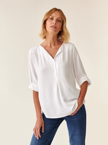 Camicia da donna 'Isola' di TATUUM in bianco