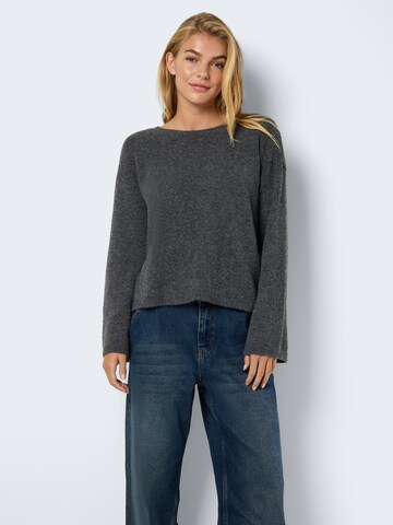 Noisy may Pullover 'NMBEAU' in Grau: Vorderseite