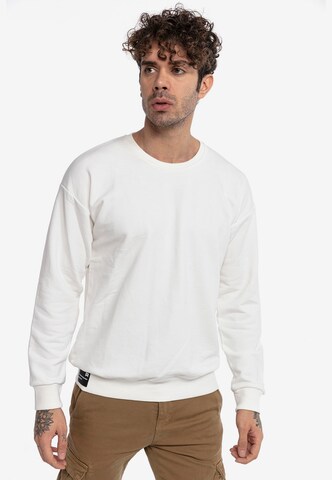 Redbridge Sweatshirt 'Richmond' in Wit: voorkant