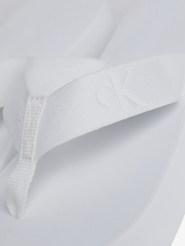 Tongs Calvin Klein Jeans en blanc