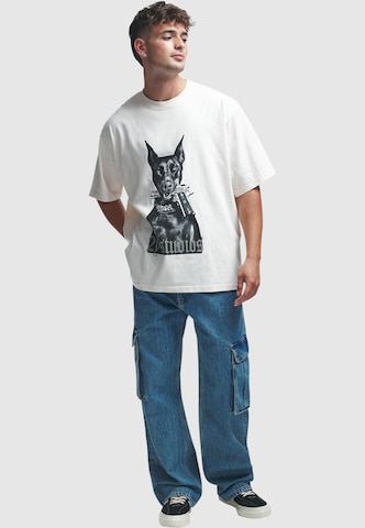 2Y Studios T-shirt 'Doberman' i vit