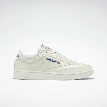 Baskets basses 'Club C 85' Reebok en blanc