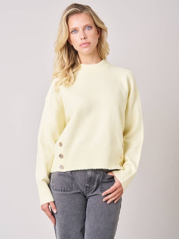 Deeluxe Pullover‌‌‌‌ in Gelb