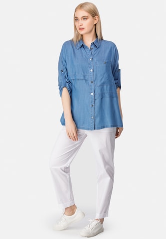 HELMIDGE Blouse in Blauw: voorkant