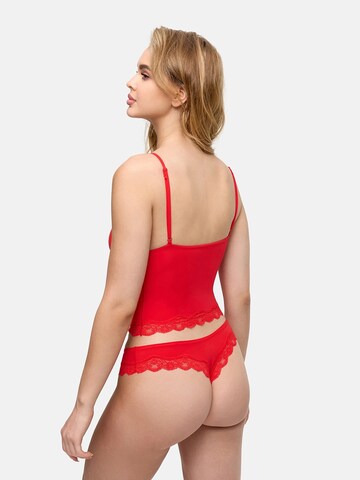 cfab Top 'Deep Neck Lace Top' in Rood