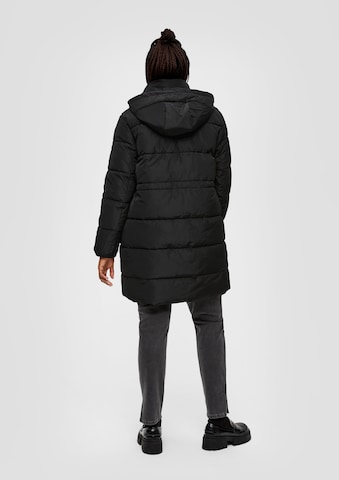 TRIANGLE Winter coat in Black