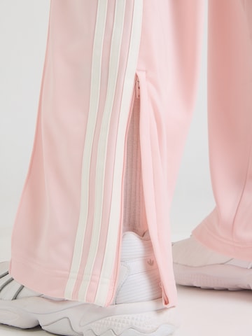 ADIDAS ORIGINALS Loosefit Παντελόνι 'FB' σε ροζ