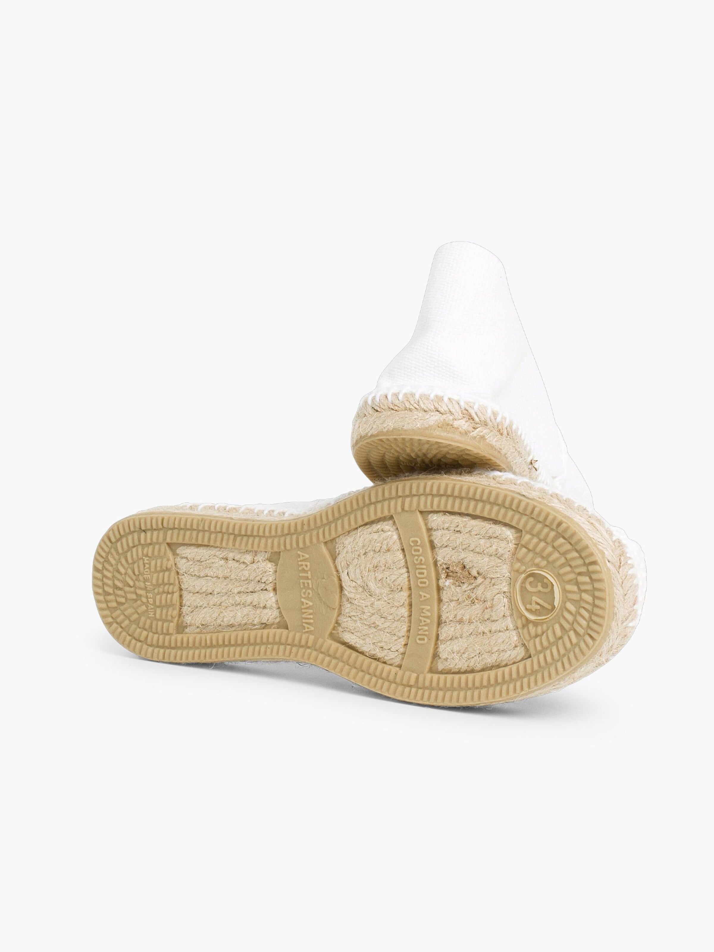 Pisamonas - Sandalias en blanco