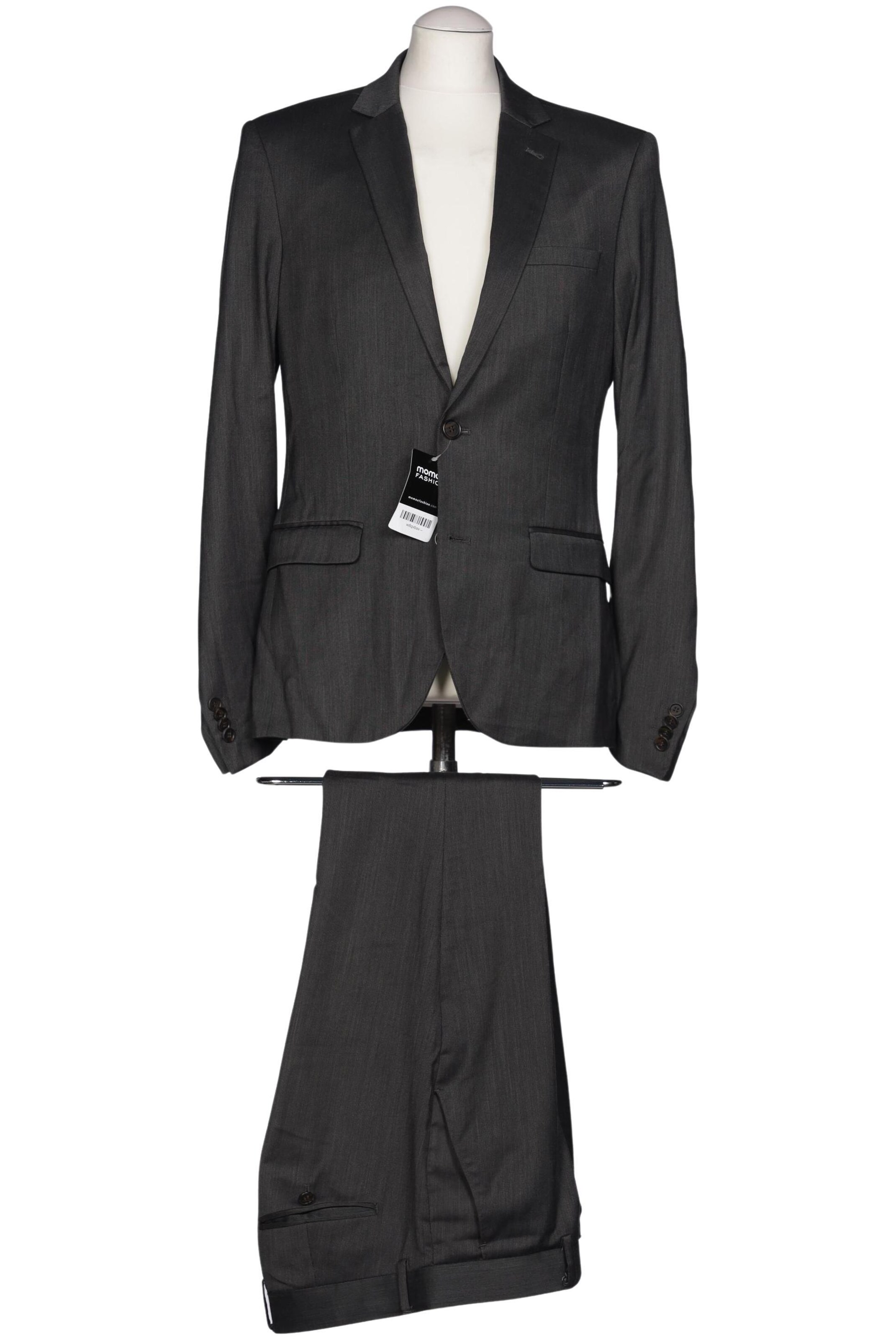 KIOMI Suit in M in Grey: front