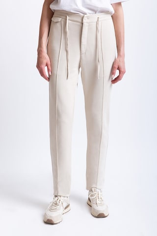 UNIQVIBE Regular Pleat-front trousers in Beige: front
