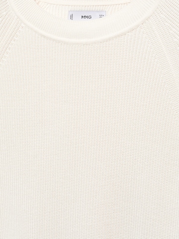 MANGO MAN Sweter 'Essentials' w kolorze biały
