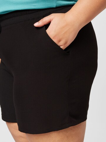 ONLY Carmakoma Regular Shorts 'LOLLI' in Schwarz