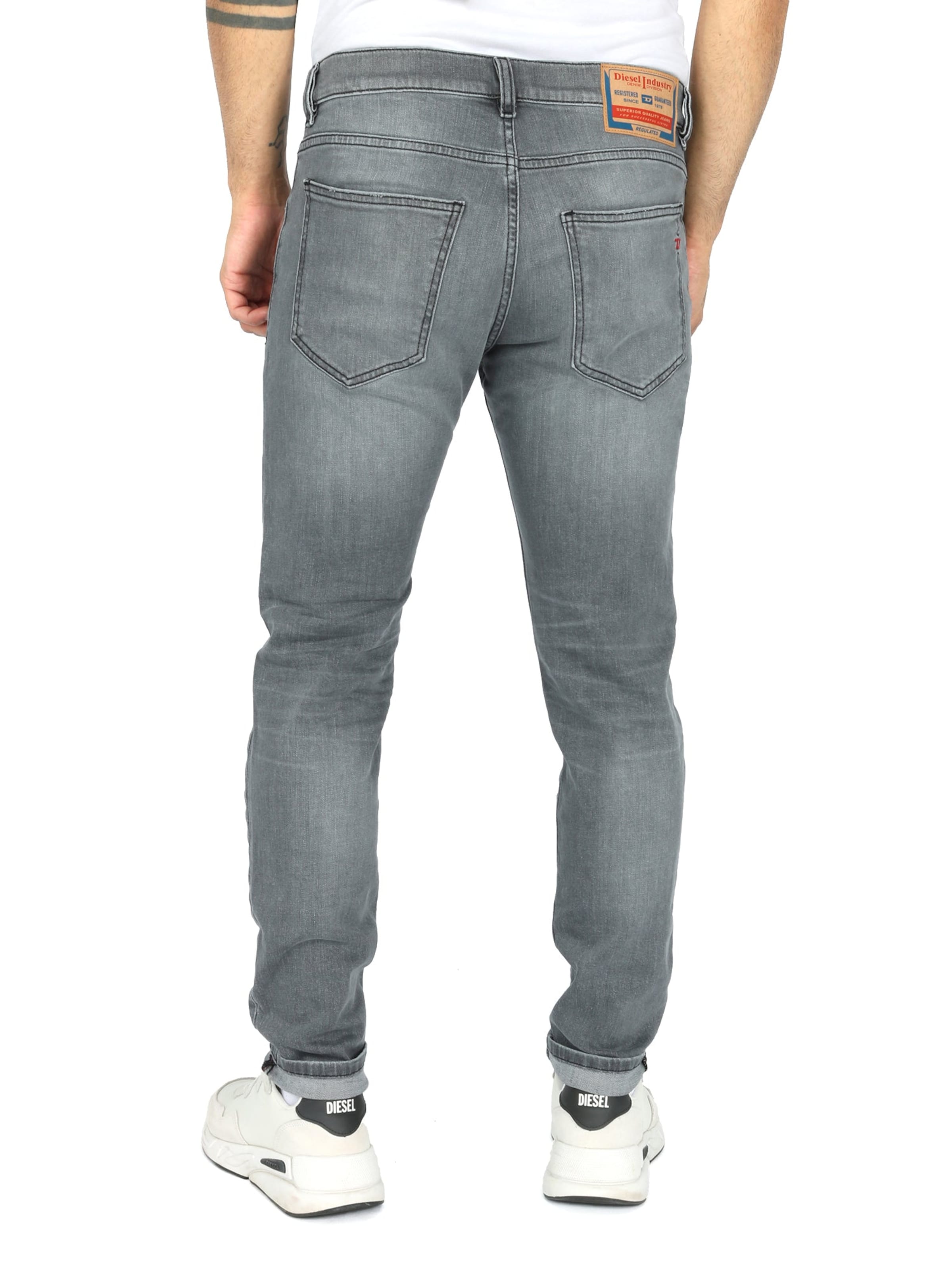 Coupe slim Jean 'D-STRUKT' DIESEL en argent